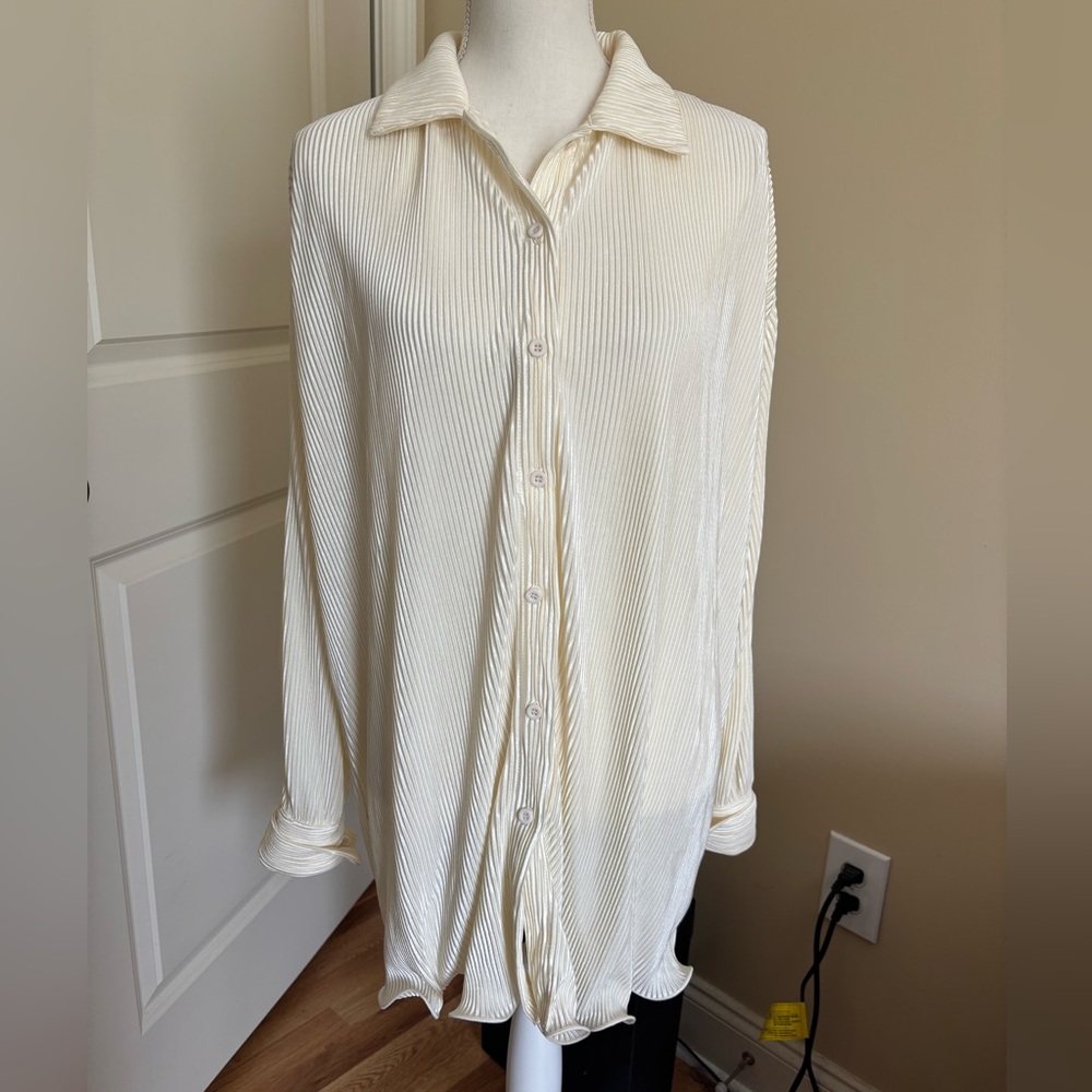 PrettyLittleThing Plissé Frill Ham shirt dress USA size 6 - Picture 4 of 6
